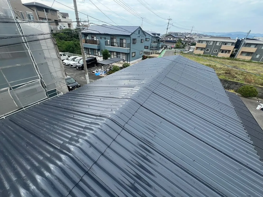 金沢屋 折尾・黒崎店では、外壁塗装から駐輪場、そして屋根の塗...